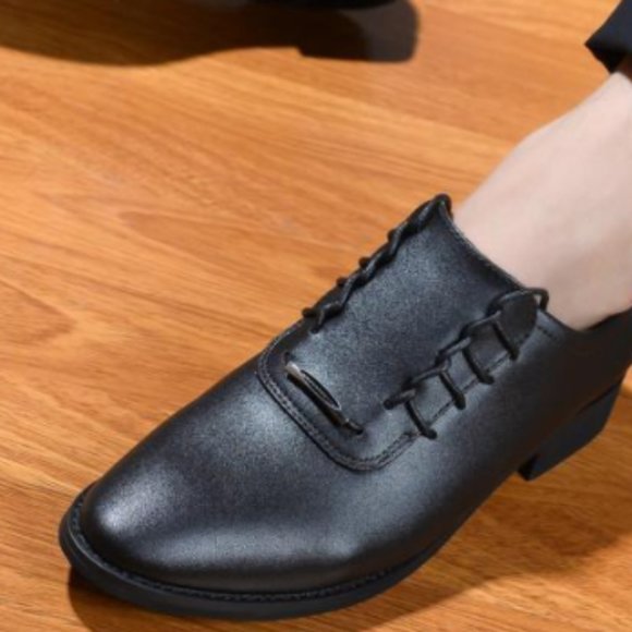 Business casual leather shoes